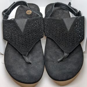 Vionic Black Laser Cut Leather Nikki Back Strap Sandals Women's Size 10